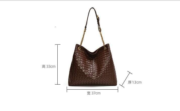 Designer Bags Retro Casual Commuter Large Capacity Bag For Women New Versatile Woven Pattern Single Shoulder Crossbody Bucket Bag