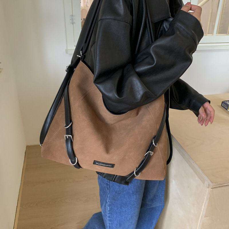 Free shipping designer bag Suede Bag for Women Large Capacity New Autumn and Winter Casual Single Shoulder Crossbody Commuter Tote Bag Double Shoulder
