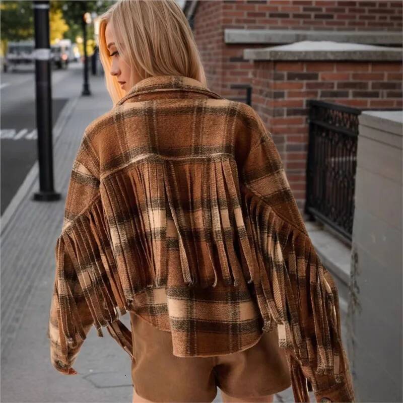 winter jacket women Fashionable lapel pocket long sleeved tassel single breasted woolen short autumn and winter womens temperament elegant coat