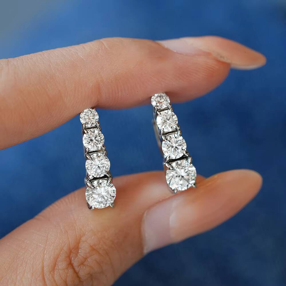 Luxury Brand Jewelry Pure Silver 925 White Moissanite Diamond Stones Stud Earrings for Girls