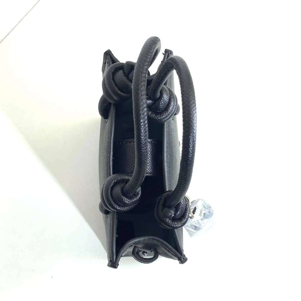 High-Quality Women's Tote Bags - Multifunctional Design, Minimalist Style Various Options For Long-Lasting Daily Use