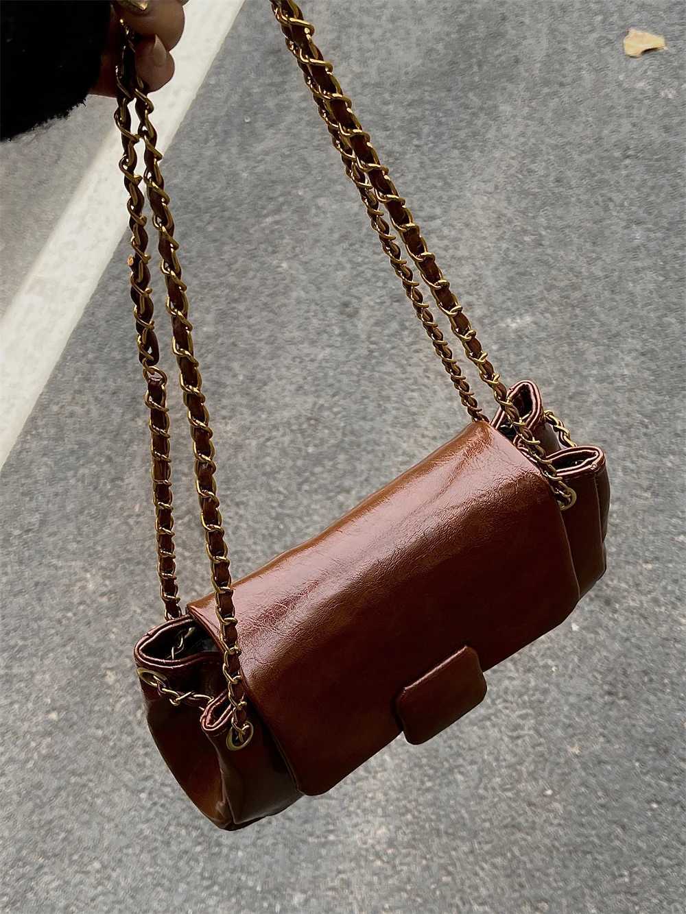 Wens Underarm Shoder Bags 2023 New Texture PU Leather Chains Messenger Bag Korean Temperament Allmah Handbags11 D251027
