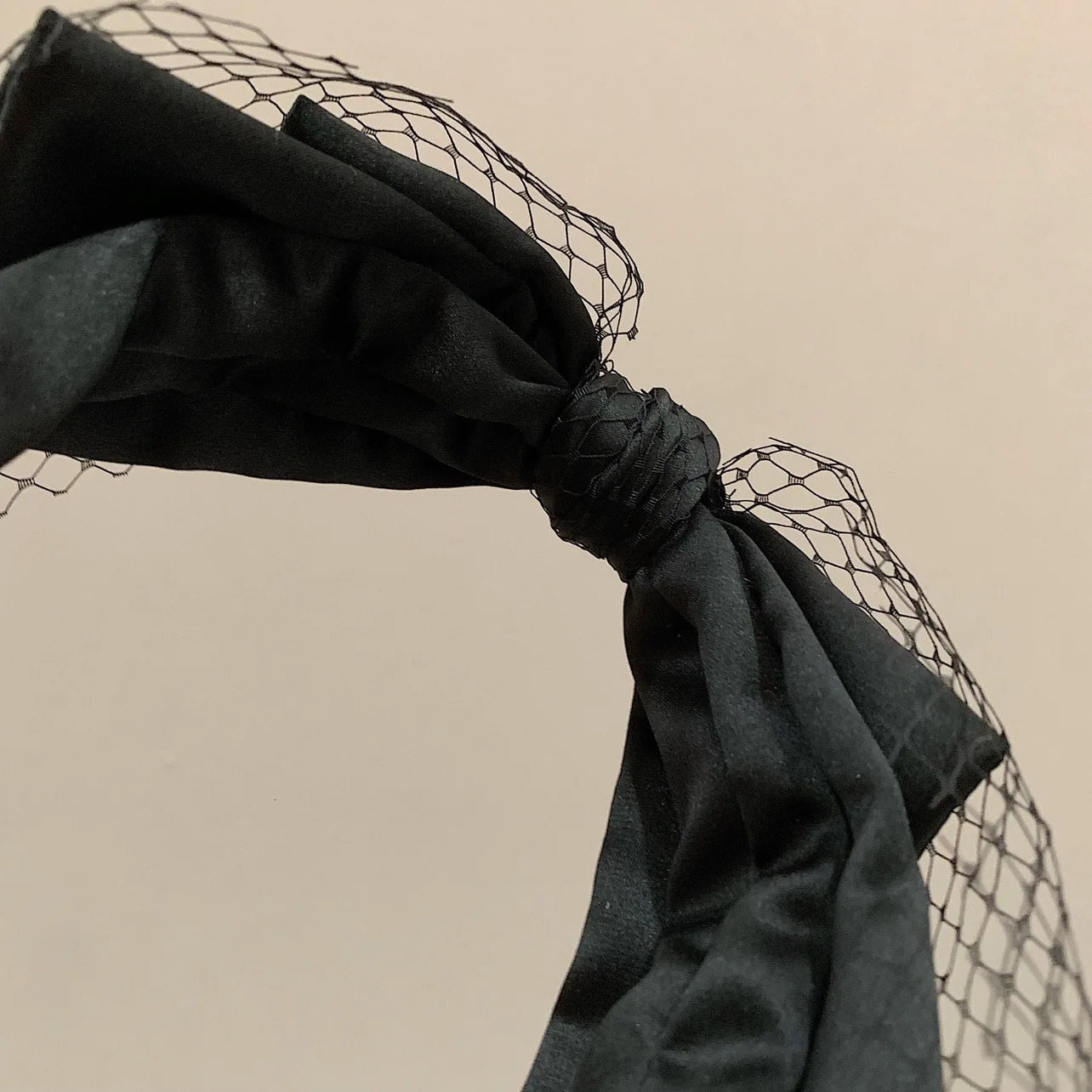 Cute Black Mesh Headband for Women Fashion Party Headdress Bow Knotted Hairband Face Washing Headwear Hair Bow Hair Hoop 251023