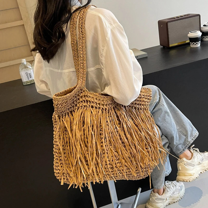 Casual Tassel Woven Women Shoulder Bags Handmade Fringe Lady Handbags Summer Beach Large Tote Bag Shopper Purse for Vacation 251027