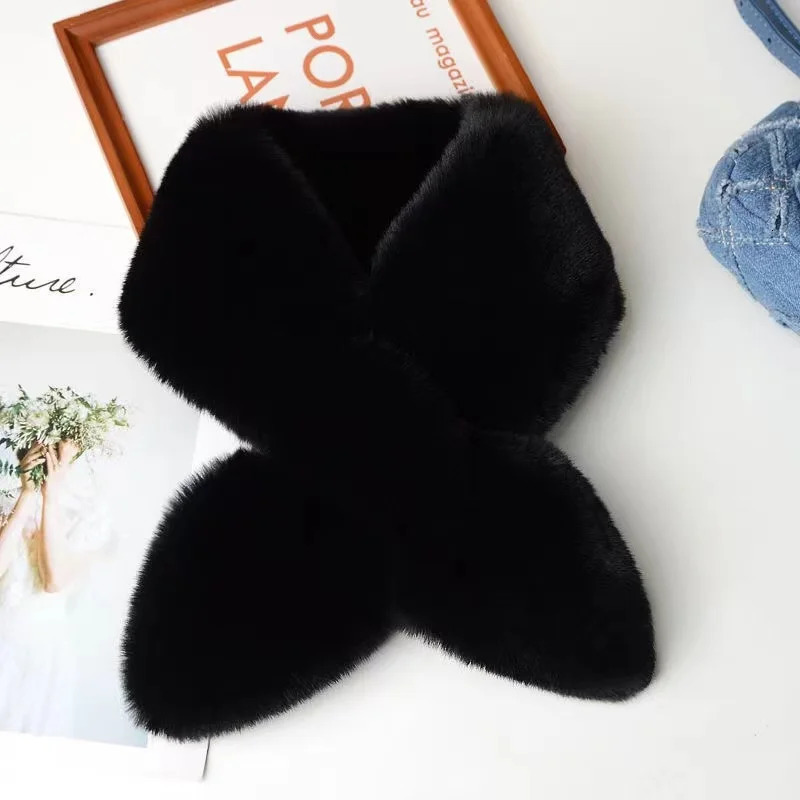 Winter Fox Hair Scarf For Women Fur Collar Winter Versatile Thickened Warm Scarf Short Woolen Cross Neckerchief 251027