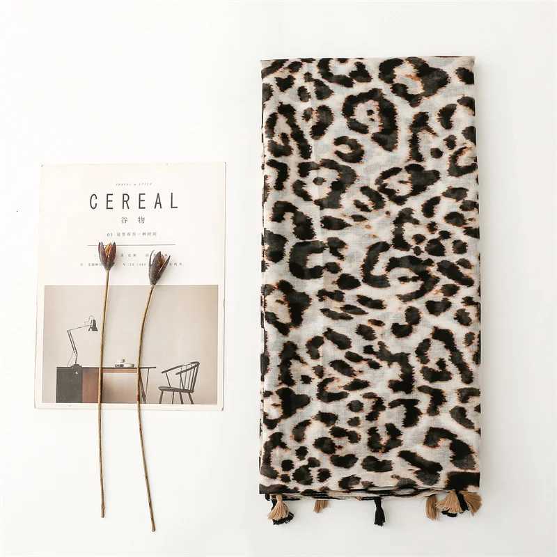 2024 New Fashion Luxury opard Print Ladies Wen Scarf Fa Cotton Linen Shawl Tassel Four Seasons Muslim Hijab 90180cmW251027