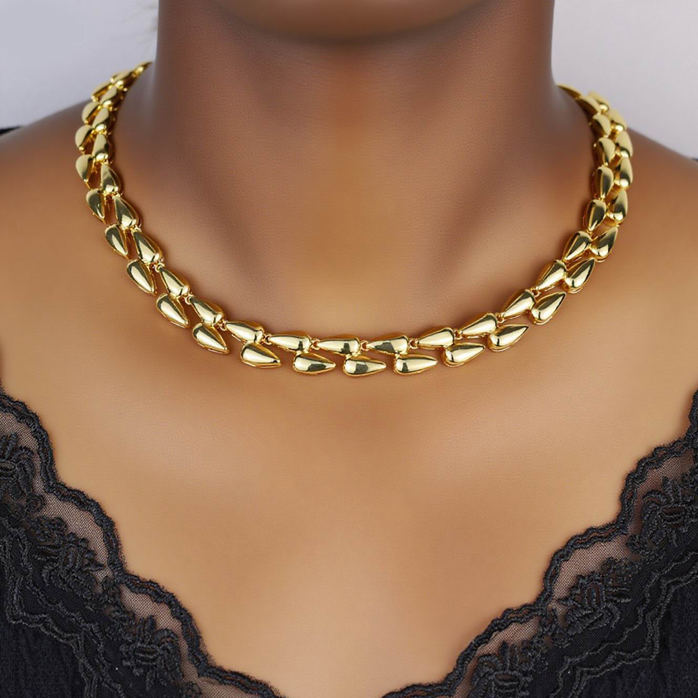 2025 New Arrivals Fashion Geometric Water Drop Shaped Necklace Paved Bling Cubic Zirconia Women Girl Party Wedding Jewelry