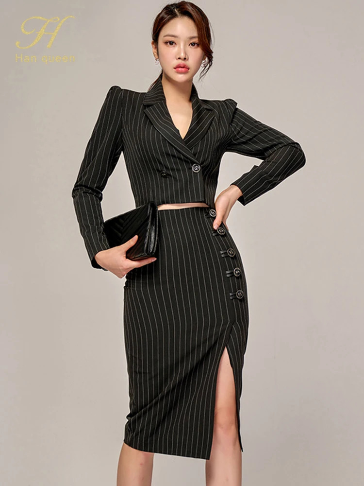 H Han Queen Autumn Winter Stripes Occupation 2Piece Suits Women Elegant Blazer Simple Sheath Pencil Skirts Korean Casual Set 251023
