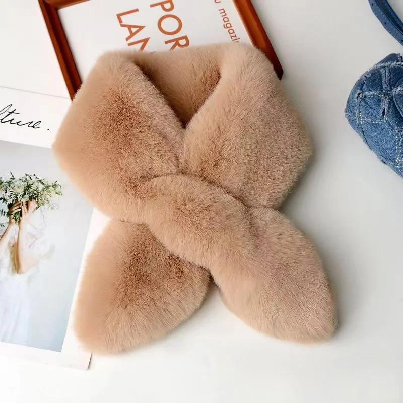 Winter Fox Hair Scarf For Women Fur Collar Winter Versatile Thickened Warm Scarf Short Woolen Cross Neckerchief 251027