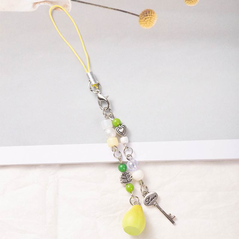 Keychain wallet Designer keychain Pear keychain pendant, couple car keychain exquisite personalized fruit creative fashionable pendant Birthday Gift
