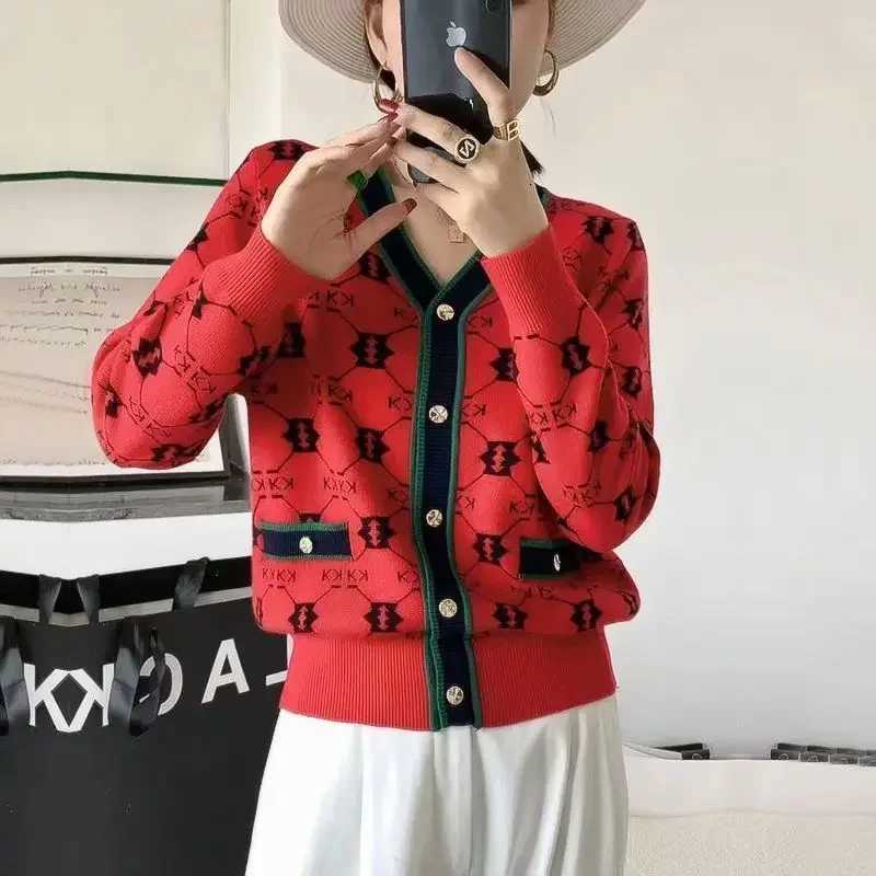 Chic Pink Knitted Cardigan Vintage Print Knit Sweaters Luxury Office Lady Coat Singlebreasted Long Sleeve Tops Vneck CardigansT251027