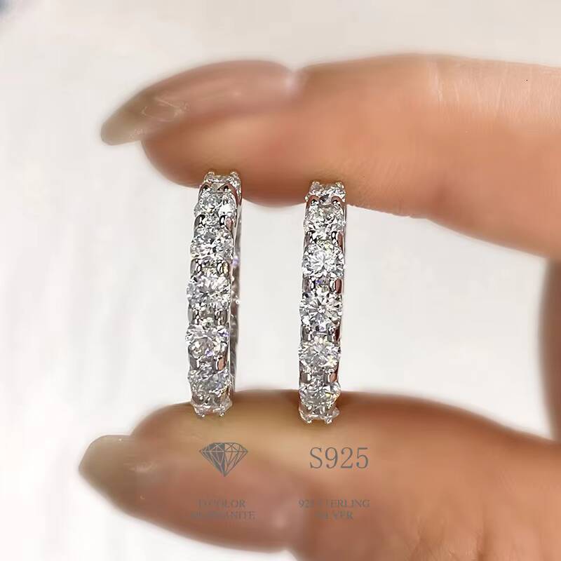 Gra Certified 26ct Moissanite Earring 925 Sterling Sliver Wedding Huggie Moissanite Hoop Earring for Women Wedding Jewelry