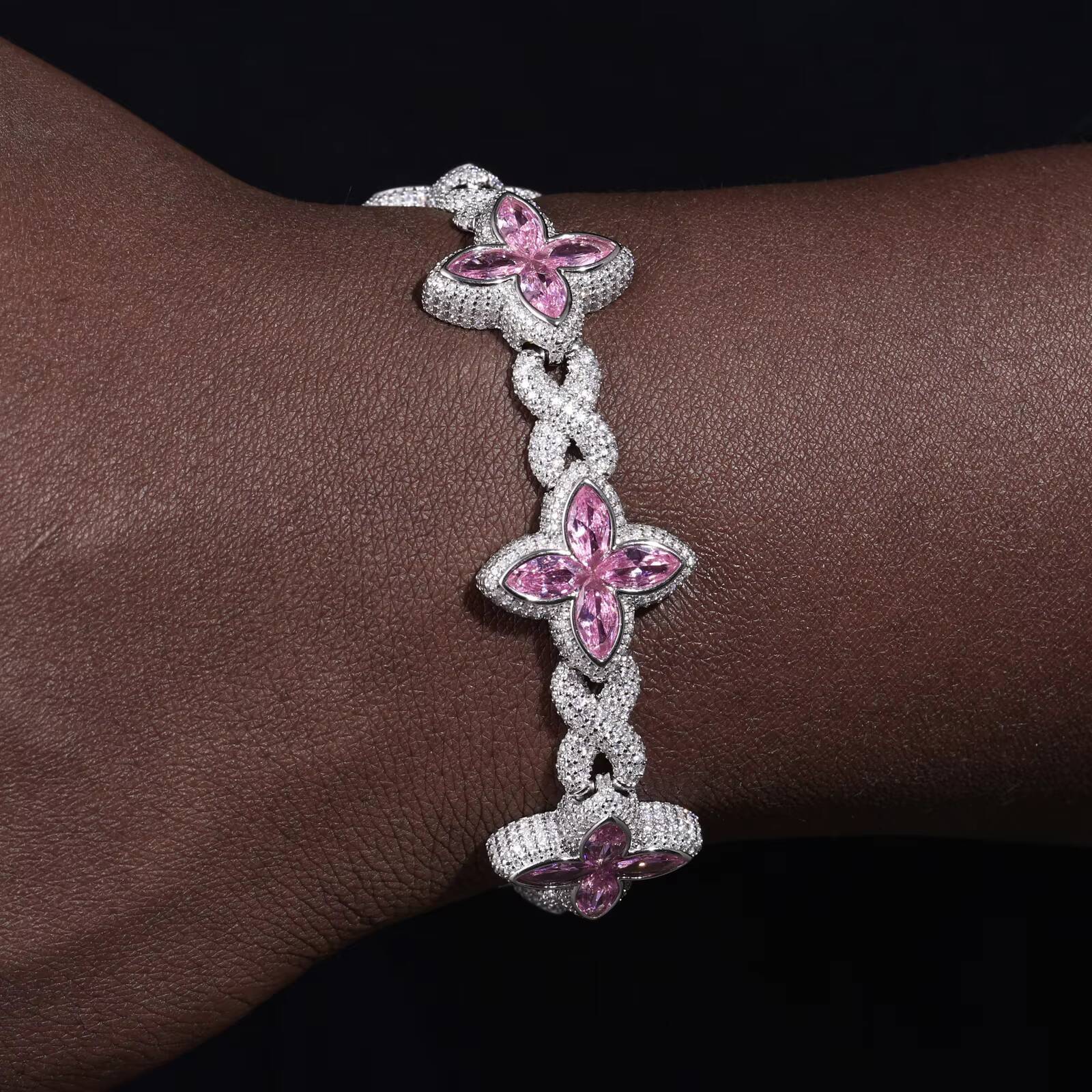 Luxury Colorful Cubic Zirconia Four Leaf Clover Bracelet High Quality Brass Trendy Flower Design Gift Fashion Jewelry for Women