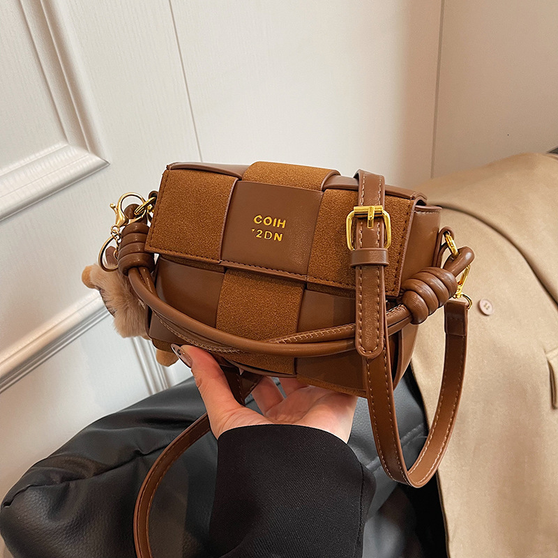 Free shipping designer bag Fashionable Handheld Woven Bag for Women New Autumn and Winter Trendy Versatile Small Square Bag Casual Single Shoulder Cro