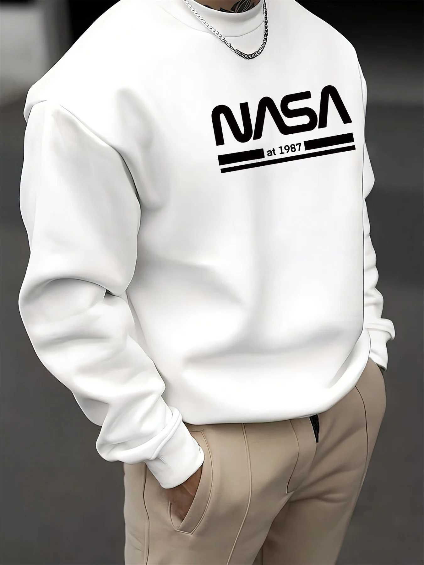 Mens autumn and winter fashionable casual loose NASA letter graphic printed long sleeved round neck sweatshirt W251027