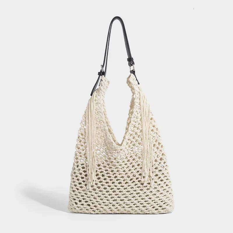 Women Large Capacity Straw Tassel Handbag Totes Hollow Out Shoulder Bags Vintage Travel Beach Bag Shopping Pack 251027