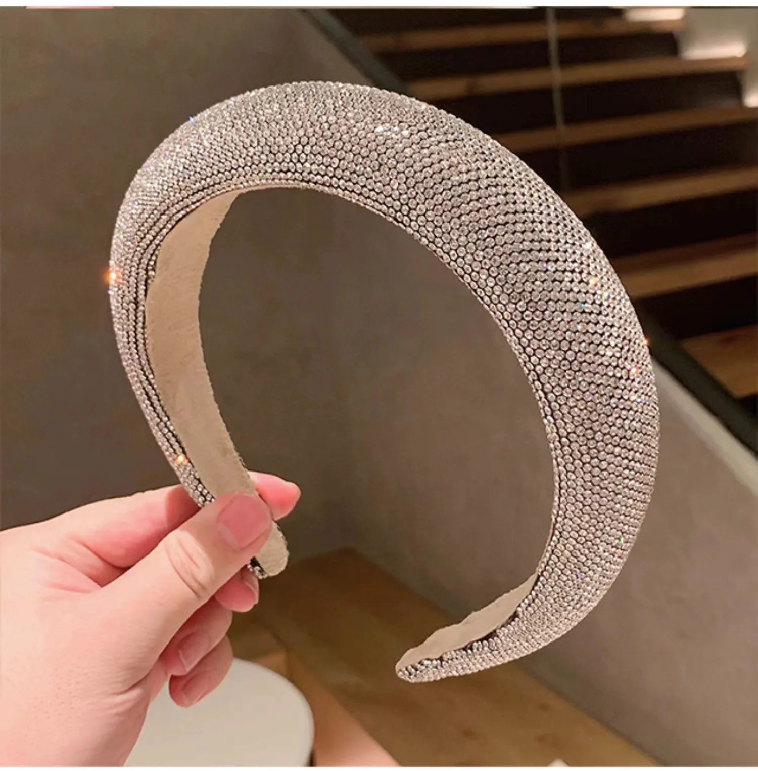 2 Styles Full Diamond Sparkle Padded Headband Hair Hoop Super Flash Net Top Sponge Girls Light Headwear Baroque Hairband 251023