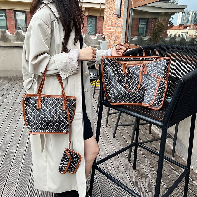 designer bag New Tote Printed Grid Shoulder with Large Small Sizes for Work and Commuting Women s Bag 4345018
