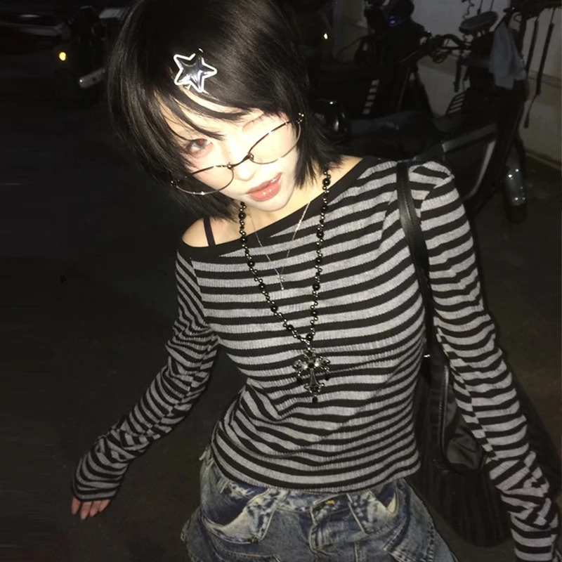 Genayooa Japanese Y2k Tshirt Women Long Sleeve Off Shoulder Striped Crop Tops Y2k Grunge 2000s Aesthetic Streetwear T Shirts 251027