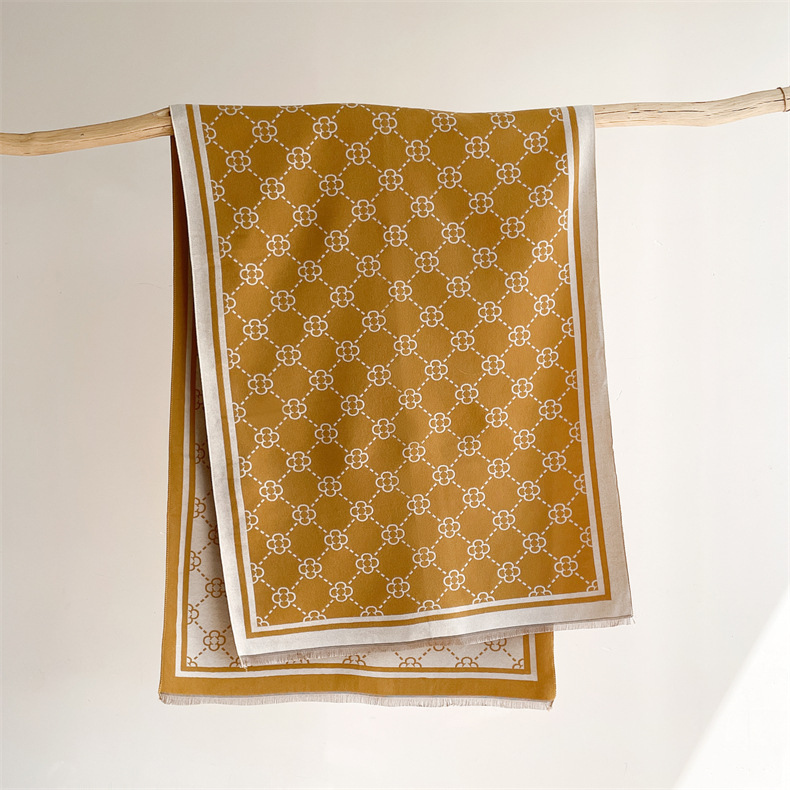 Free shipping Designer Scarves Fashionable light luxury scarf for women in winter highquality shawl versatile thick warm scarf