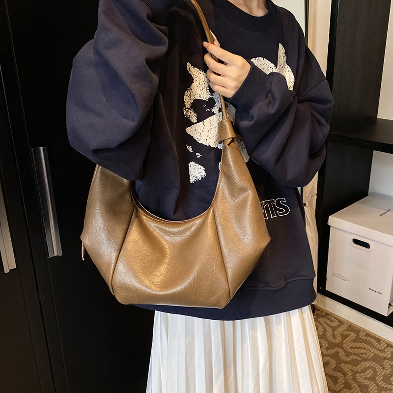 Free shipping designer bag New Korean Style Ins Large Capacity Soft Leather Dumpling Bag for Women Lazy Style Casual Single Shoulder Crossbody Bag