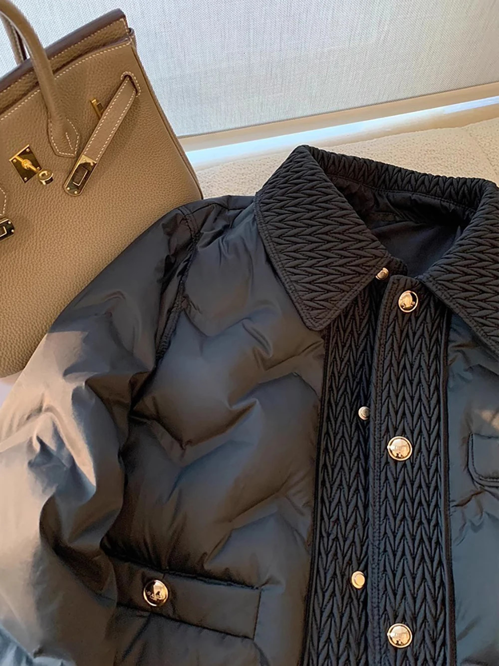 Women Cotton Padded Coats Autumn Winter Lightweight Fashion Turndown Collar Quilted Jacket Outerwear Female Warm Overcoats 251023