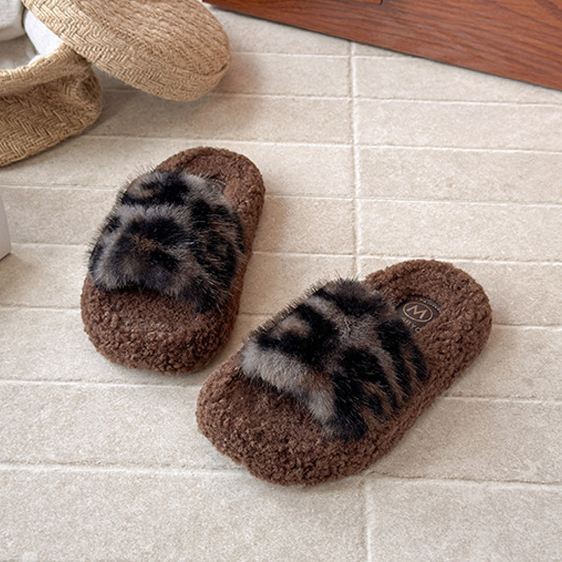 Toddler Fuzzy Slippers Kids Winter Plush Leopard Slippers Girls Boys Cutefeet Slip-On Non-slip Slides Slippers Sizes US9C-US6Y C1228