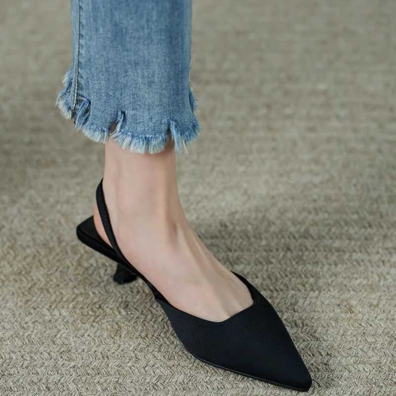 Summer new womens shoes thin heel high heel pointed back empty flat bottom word with temperament sandals womenXJ251027