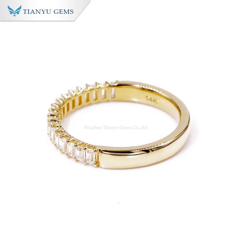 14K 18K Gold Emerald Cut Engagement Ring Diamond Eternity Moissanite Ring Band for Women Wedding Design Fine Jewelry