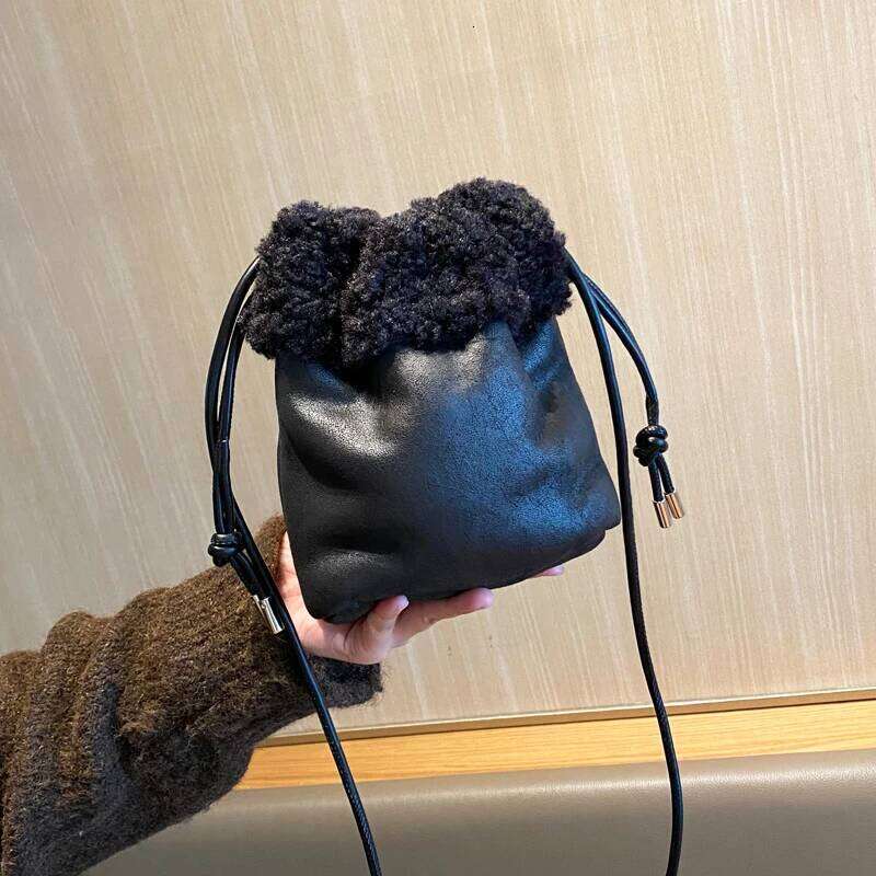 Designer Luxury Autumn And Winter Retro Drawstring Style Bucket Shaped Plush With Suede Roll Design Mini Crossbody Bag For Women