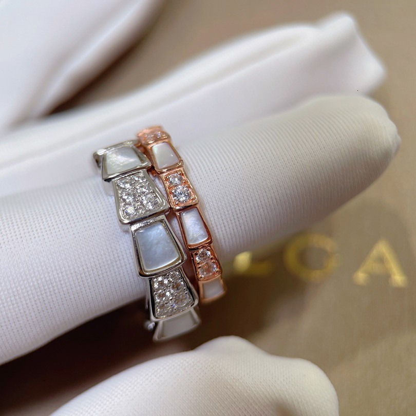 Snake bone ring, white mother of pearl ring, women's high luxury accessory, niche high-end feeling, diamond studded fashion ring ddmytues