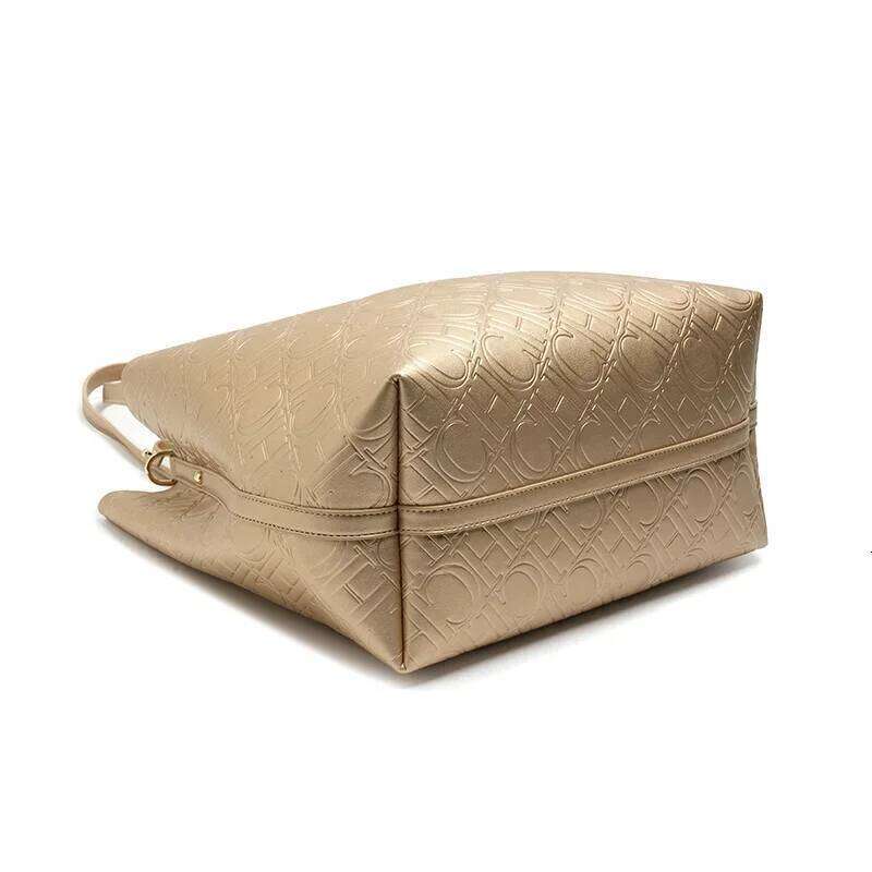 Vintage Pure Color Bucket Classic Letters Printing Handbag Simple Commuter Large Capacity Ladies Bag