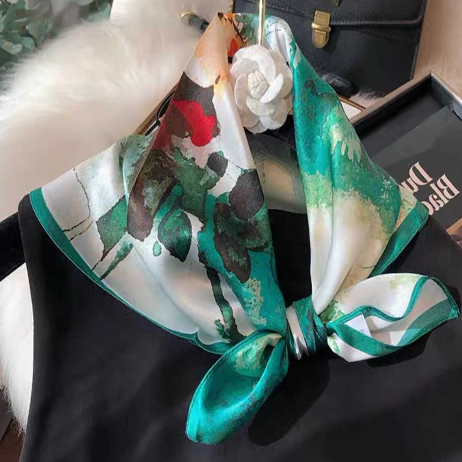 Luxury Brand Silk Square Plaid Scarf Wen Satin Neck Hair Tie Band Soft work neckerchife NEW Hijab Fa FoardW251027