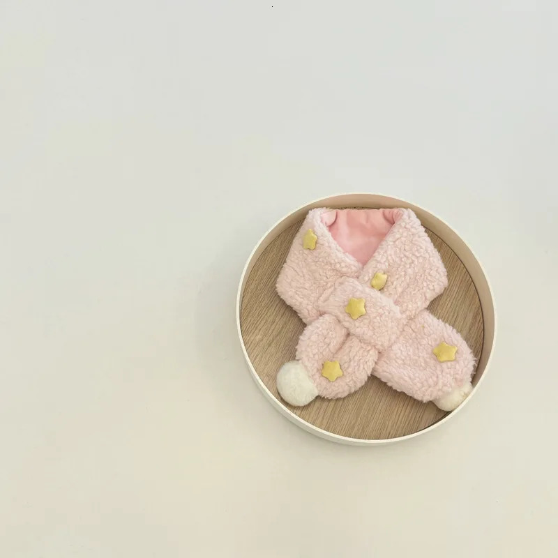 16years Childrens Scarf Autumn and Winter Korean Version Ins Simple Labeling Star Plush Cross Boys and Girls Baby Scarfs 251027