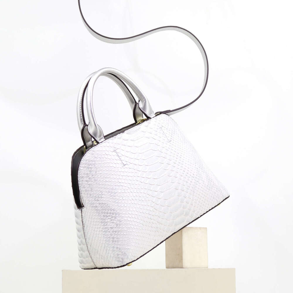 Premium Women's Handbag 2025 High-Quality Snake Pattern Designer Bag, Stylish Ladies Bag with Trendy Vibe