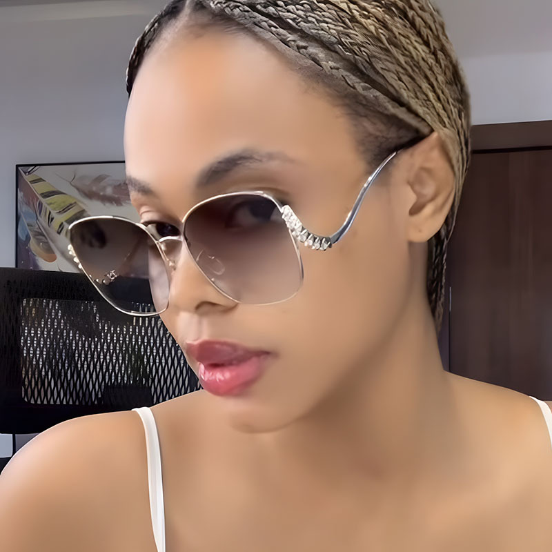 2025 Crystal Accent Square Sunglasses for Women Curved Temple Metal Frame UV 400 Bold Fashion Shades