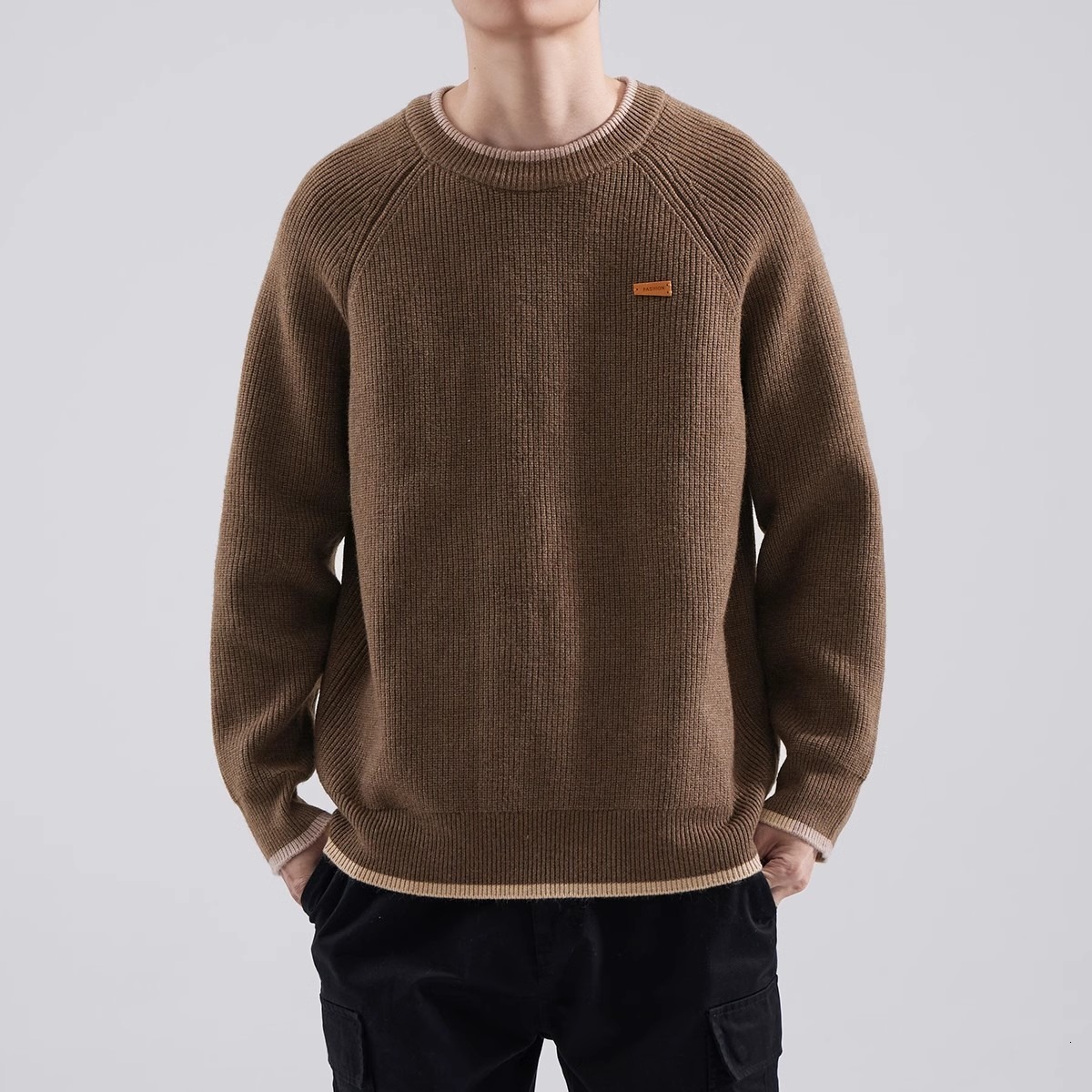New Men's Sweater Winter Trendy Brand Round Designer Sweater Neck Loose Casual Lazy Style Raglan Sleeve Knitted Sweater