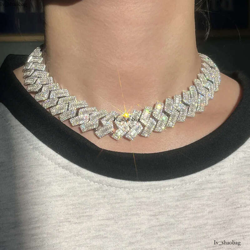 Baguette dia 20mm gold plated Sier necklace vvs moissanite baguette cuban link chain aaa