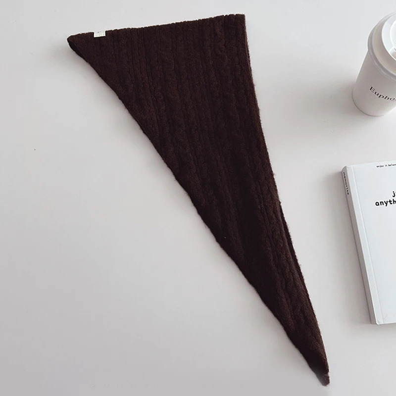 Autumn Winter Warm Kids Triangle Scarf Solid Color Cashmere Windproof Neckerchief Twist Knitted Woolen Children Scarves 251027