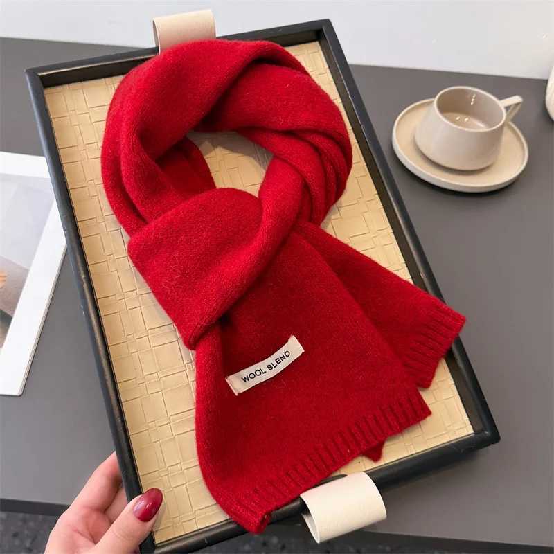 2025 Winter Wool Scarf For Wen Long Warm Cashmere Scarves Hijab Solid Lady Shawl Wrap Fa Pashmina Bandana Scarfs NewW251027