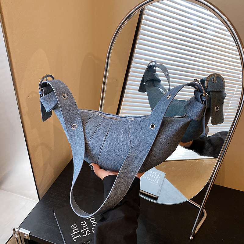 Free shipping designer bag Washed Denim Versatile Horn Bag New Style Bag for Women Large Capacity Shoulder Crossbody Bag