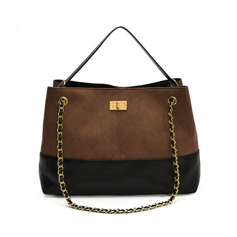 Free shipping designer bag High Quality Chain Tote Bag Women Spring Summer New Shoulder Bag Commuter Large Capacity Color Matching Bag