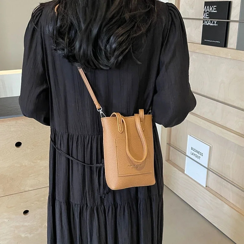 LEFTSIDE Mini PU Leather Shoulder Bag Lady Handbags and Purses Women 2024 Y2K Korean Fashion Solid Color Crossbody Bag 251027