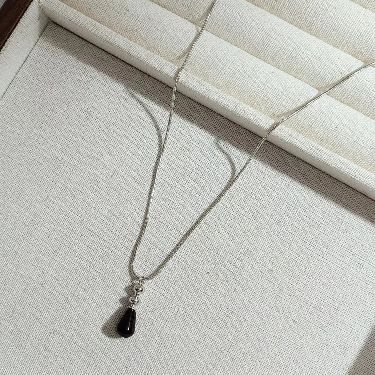 Brass Natural Jade Bottble Pendant Necklace Women Jewelry Punk Runway Rare Gown Boho Japan Korean 251023