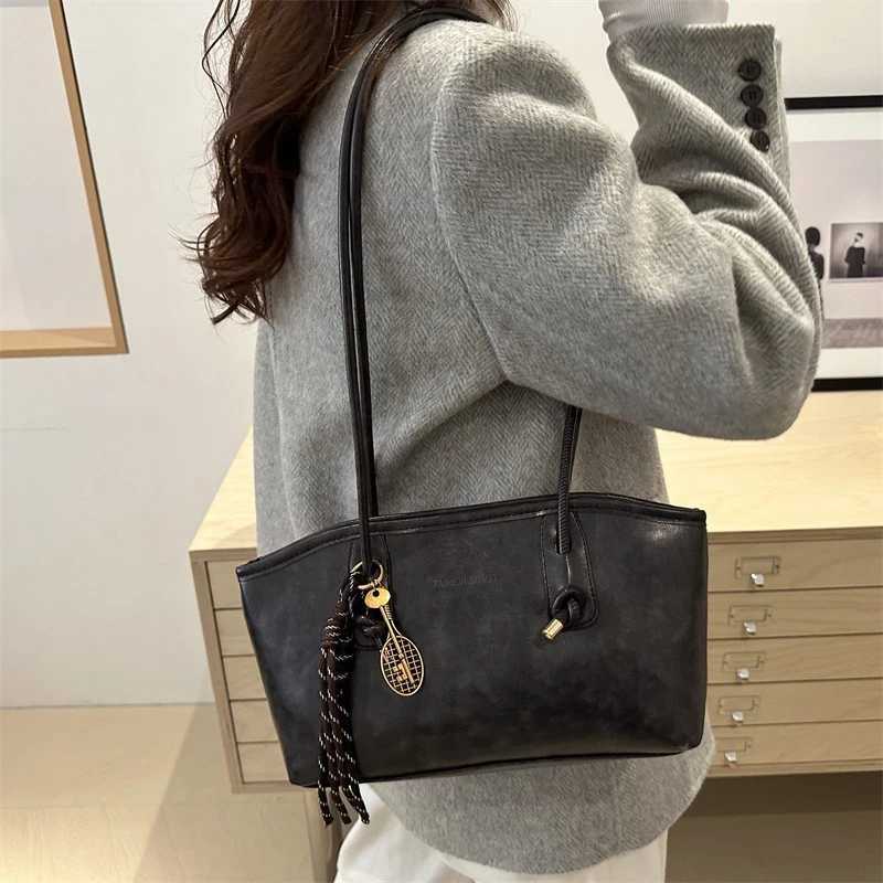 Tote Bag Fiable Advanced Simple And Versatile Handbag Korean Light Luxury Large Capacity Casual Cmuter Shoder Bag11 D251027