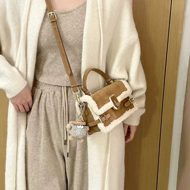 Faux Suede Splicing Plush Edge Handbag Autumn Winter New Style AllInOne Senior Patchwork Crossbody Bags Suede Commuter Bag Y251027