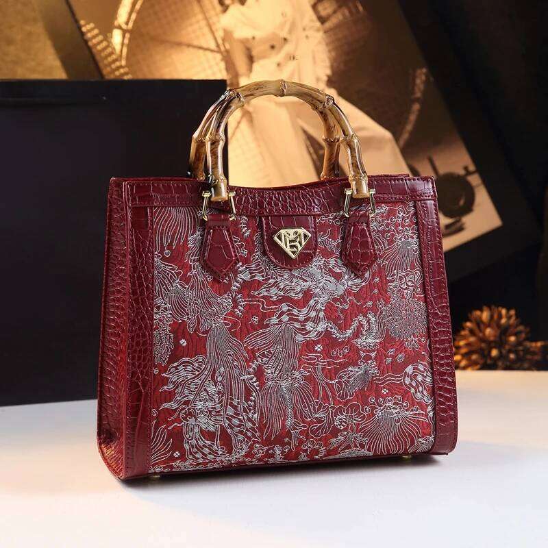 2015 Fashion Genuine Leather Women Handbags Embroidery Design Shoulder Messenger Bag Mom Portable Tote Bags