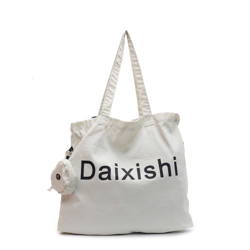 Free shipping designer bag Casual Large Capacity Nylon Bag for Women New Lightweight Versatile Commuter Shoulder Bag College Student Tote Bag