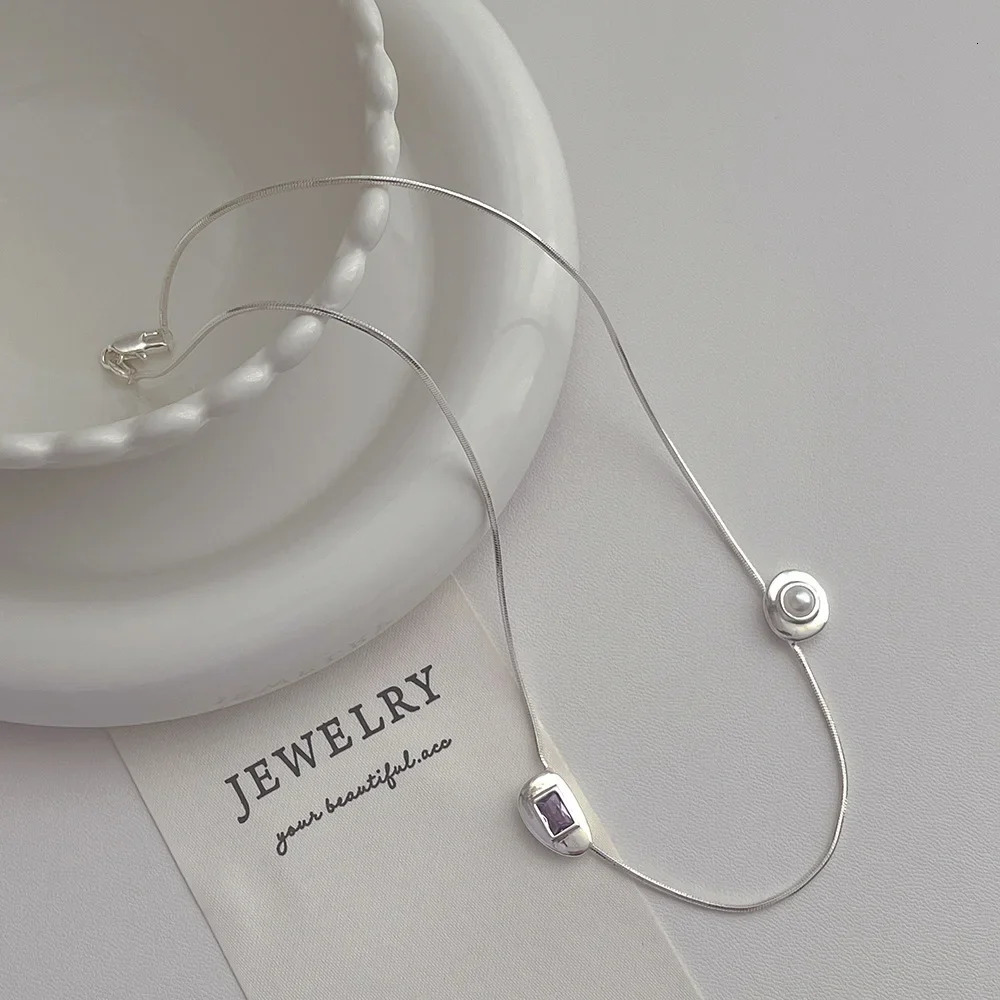 SimpleNiche Metal Zircon Pearl Necklace HighEnd Feel Lightweight Versatile Clavicle Chain Necklace 251023