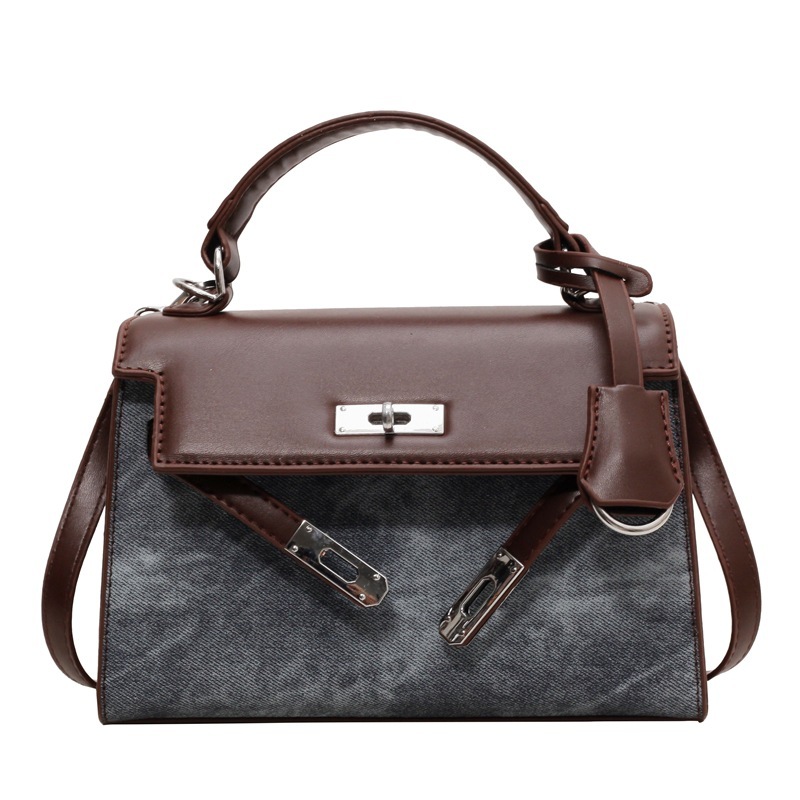 Free shipping designer bag Handbag for Women New Fashion Bag High-end Feel Single Shoulder Bag Handheld Crossbody Small Square Bag